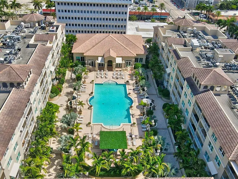 99 SE Mizner Blvd #821 — Photo 1