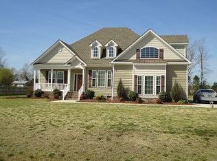 121 Travis Blvd, Moyock, NC 27958