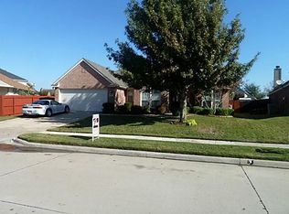 2401 Richmond Cir, Mansfield, TX 76063