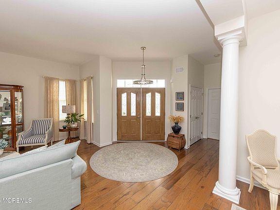 4th image of 22 Eagleswood Drive