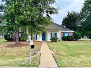 80 Wesley Dr, Deatsville, AL 36022