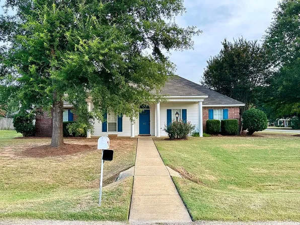 80 Wesley Dr, Deatsville, AL 36022
