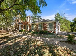 4380 Hencken Rd, Pacific, MO 63069