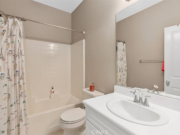 4th image of 27435 Larabee Ct #100