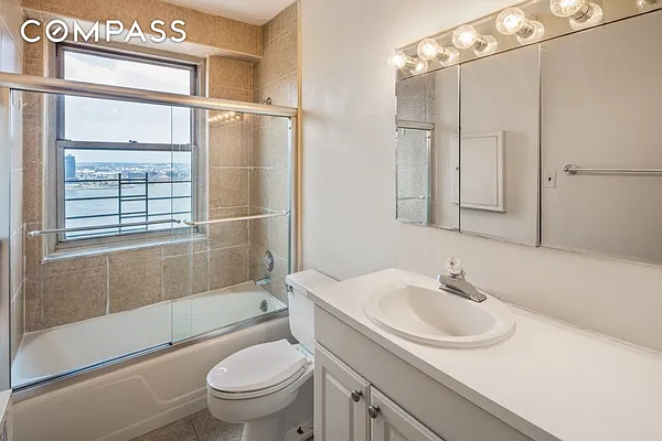 Rented by Compass | media 12