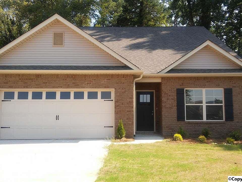1st image of 137 Willow Tree Dr