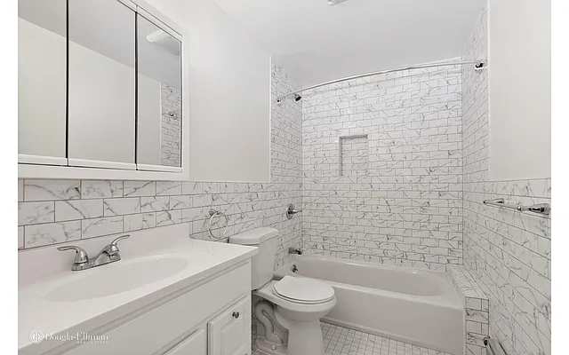 Rented by Douglas Elliman | media 22