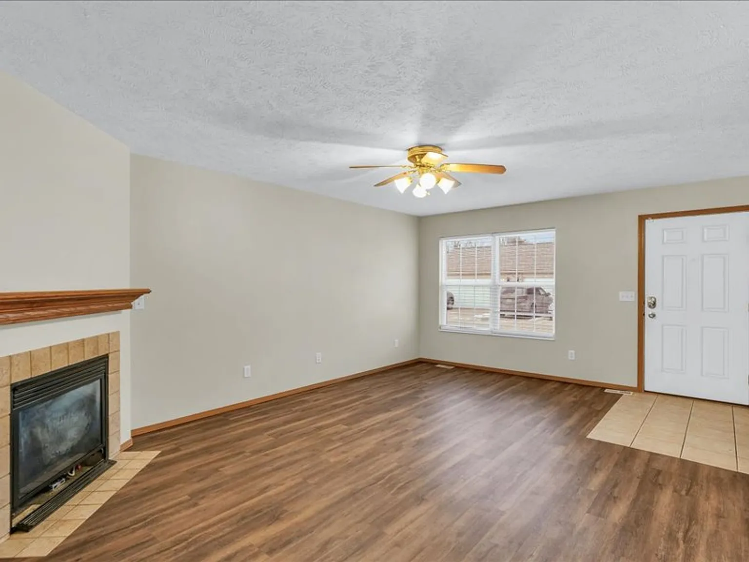 Maple Hill Townhomes — Photo 4