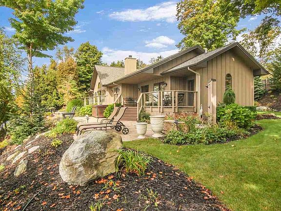 5th image of 4595 N East Torch Lake Dr