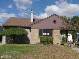 16137 Chesterfield Ave, Eastpointe, MI 48021