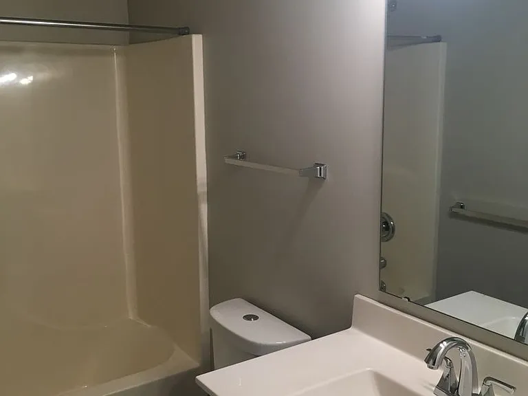 238 N George St #306 — Photo 7