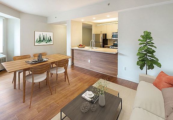 5th image of 544 Union Ave APT 3T