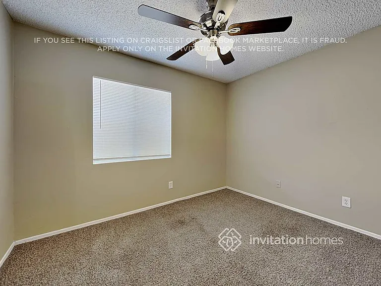1102 E Utopia Rd — Photo 12