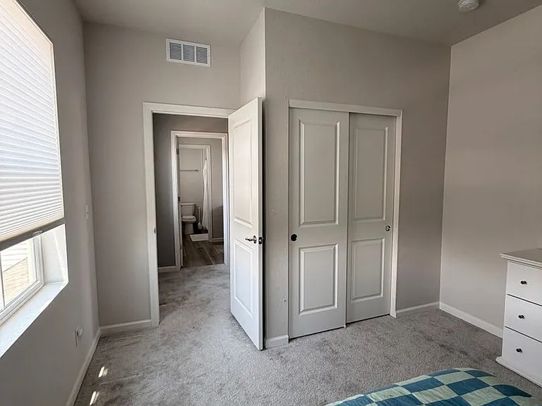 17247 Parkside Dr N — Photo 16