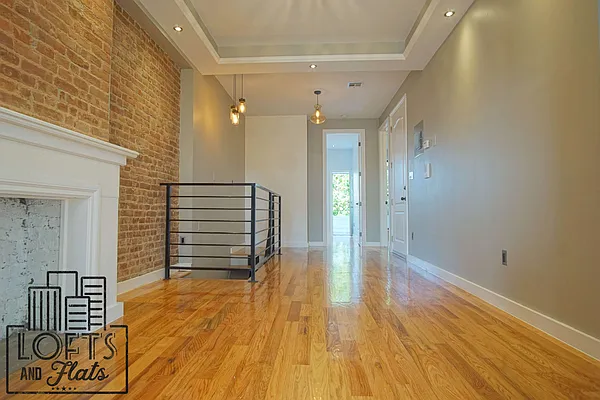 Rented by Lofts and Flats LLC | media 12