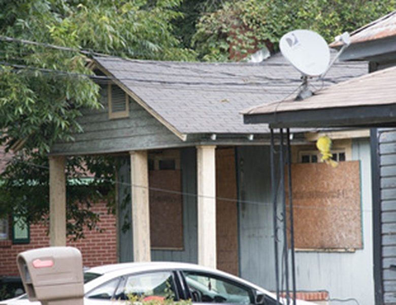 2nd image of 309 Charlevoix St