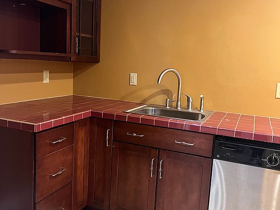 3rd image of 2263 Grand Island Blvd