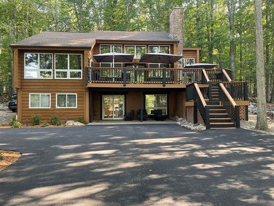 393 W Lake Valley Dr, Hazleton, PA, 18202