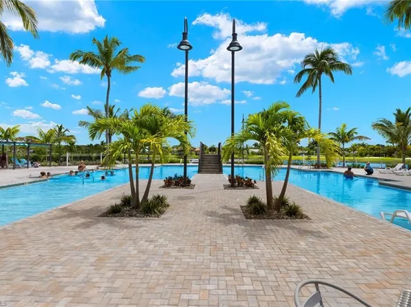 5661 Laguna Caribe CIR, FORT MYERS, FL 33905