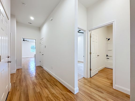 3rd image of 2250 W 13th St