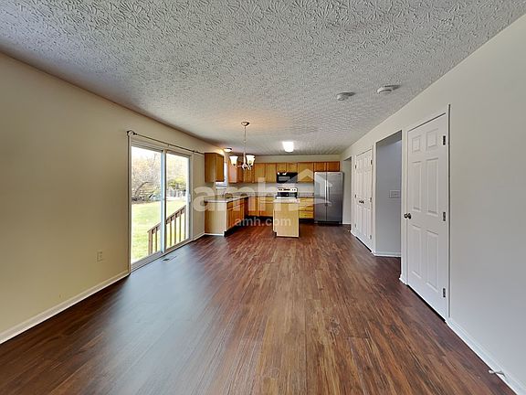 4th image of 857 Cedar Run Dr