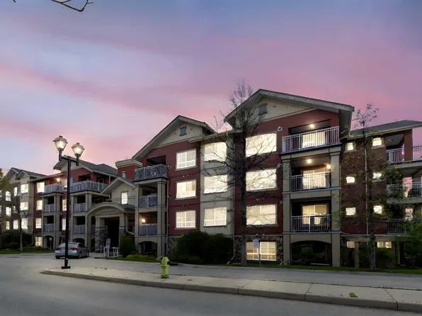 22 N Richard Pl SW #129, Calgary, AB T3E 7N6