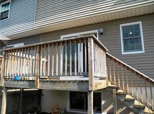 725 Morris Rd, East Greenville, PA 18041