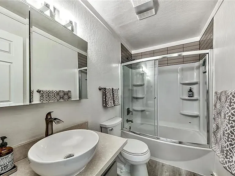 989 Tahoe Blvd #14 — Photo 14