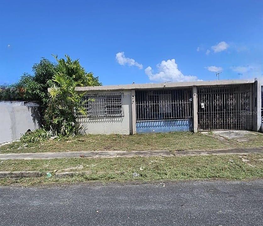 1st image of CALLE AVILA URB. VISTAMAR #798