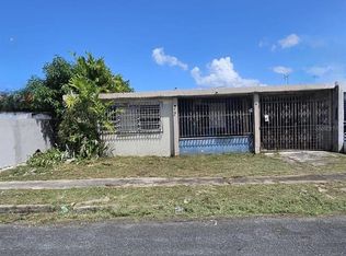 Calle Avila Urb Vistamar #798, Carolina, PR 00983