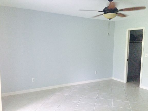 3rd image of 2113 4th Ct SE