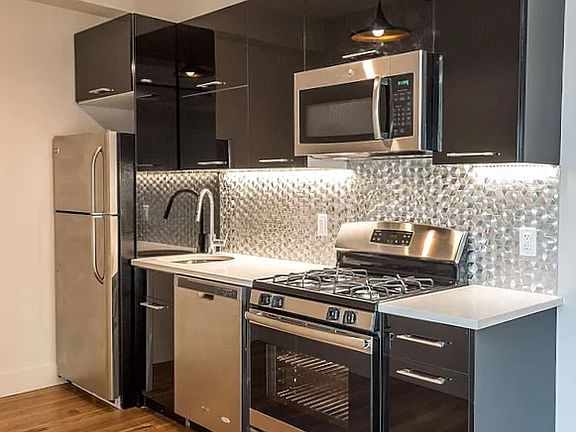 5th image of 885 Dekalb Ave #706