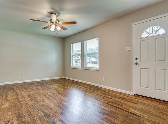 3rd image of 2428 W 6th St