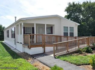 255 Cooper Ln, East Greenwich, RI 02818