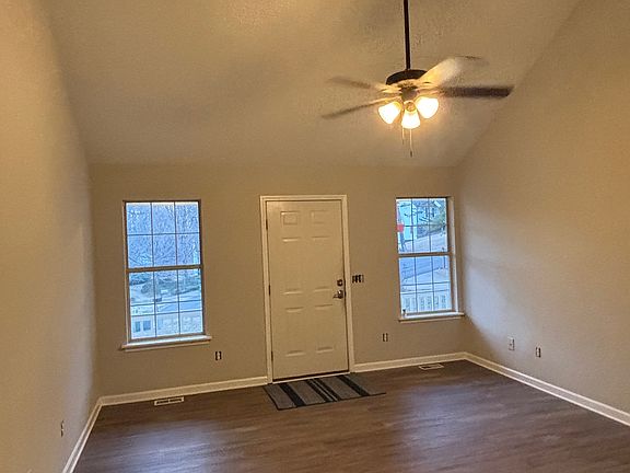 NEW FLOORING THROUGHOUT!