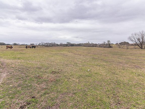 4th image of 1747 E Old Hallettsville Rd