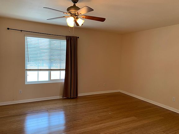 5th image of 16134 Chandler Ct