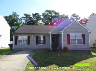335 Circuit Ln, Newport News, VA 23608