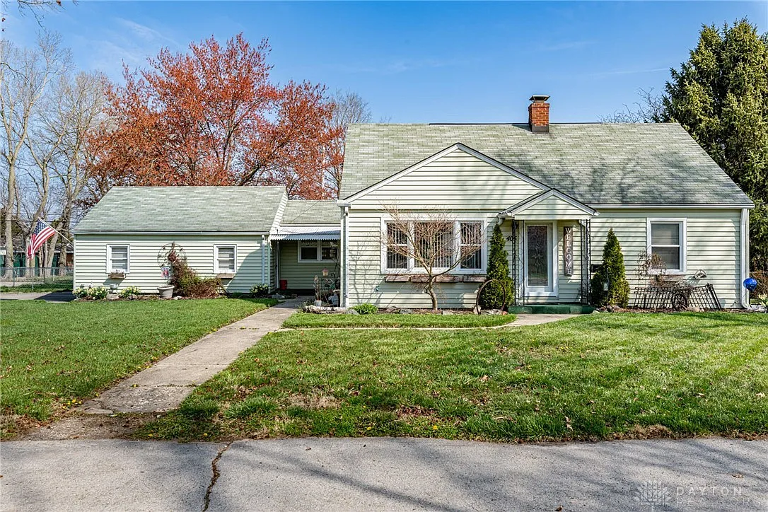 405 Enxing Ave photo 1