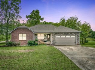 571 Victoria Ln, Sparta, TN 38583