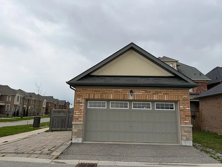 1 Gordon Landon Dr — Photo 13