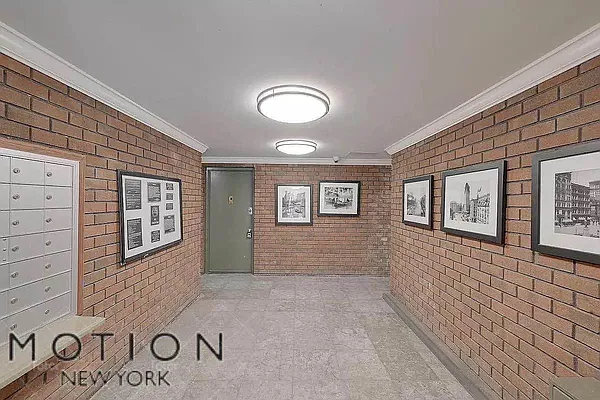 Rented by MOTION New York | media 11