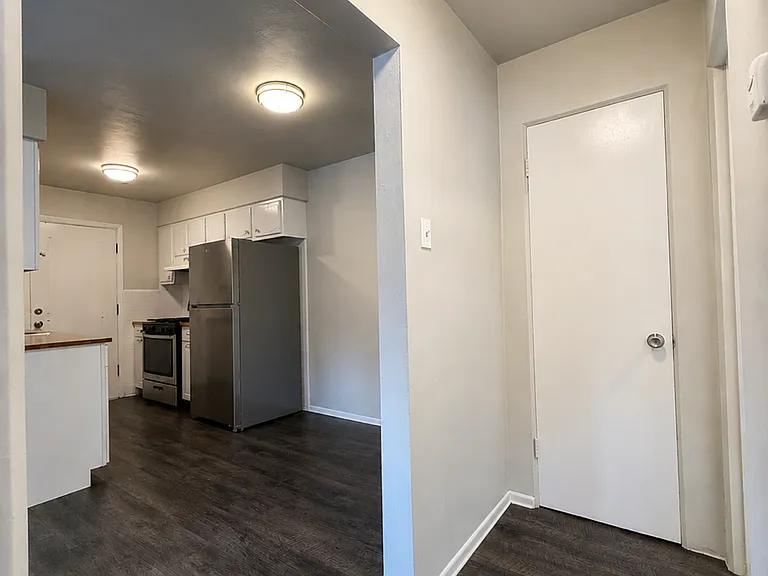 3601 Hallmark Ln #D — Photo 9