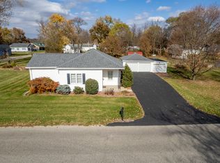 1167 Pike St, Clinton, IN 47842