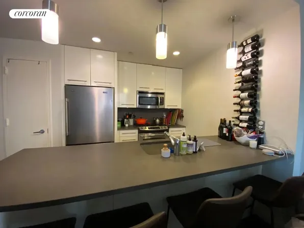 517 West 46th Street image 2 of 8