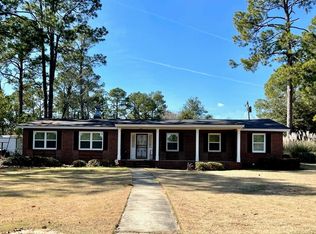 2103 Robinhood Rd, Albany, GA 31707