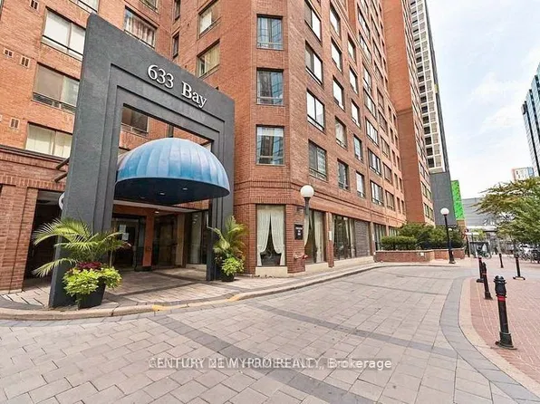 633 Bay St, Toronto, ON