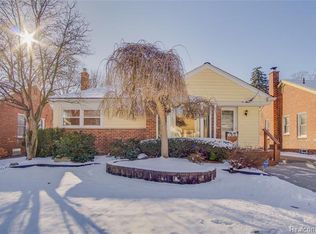 634 Patterson Ct, Inkster, MI 48141