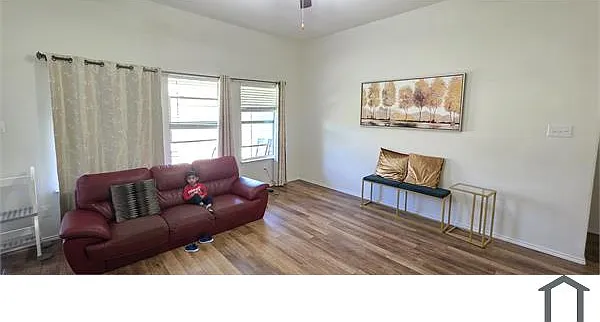 2938 Montrose Trl — Photo 2