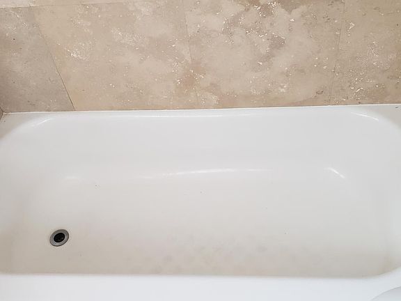 4th image of 578 NE 64th St APT 6